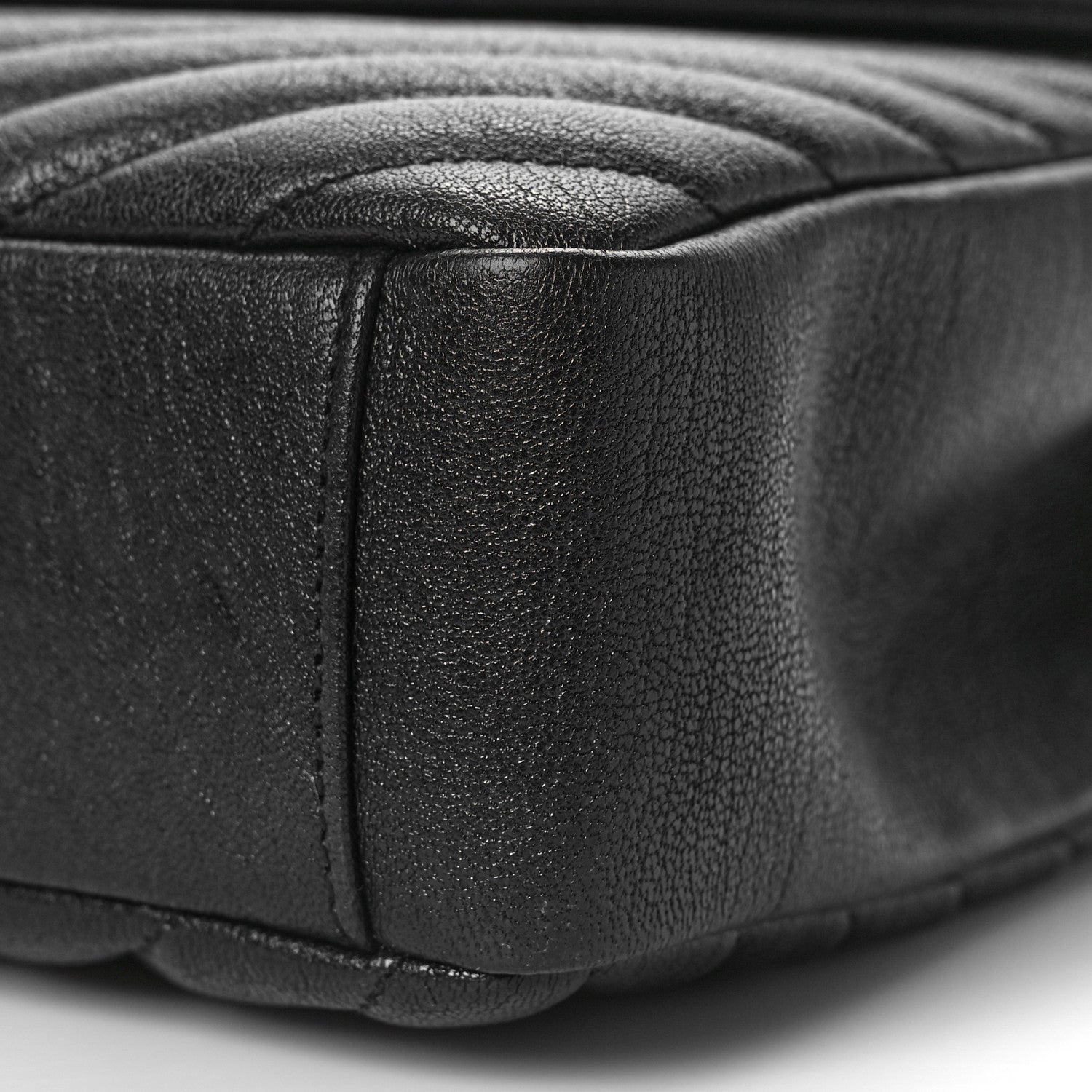 Saint Laurent Sheepskin Matelasse Chevron Monogram Medium College Bag Black 8 of 10