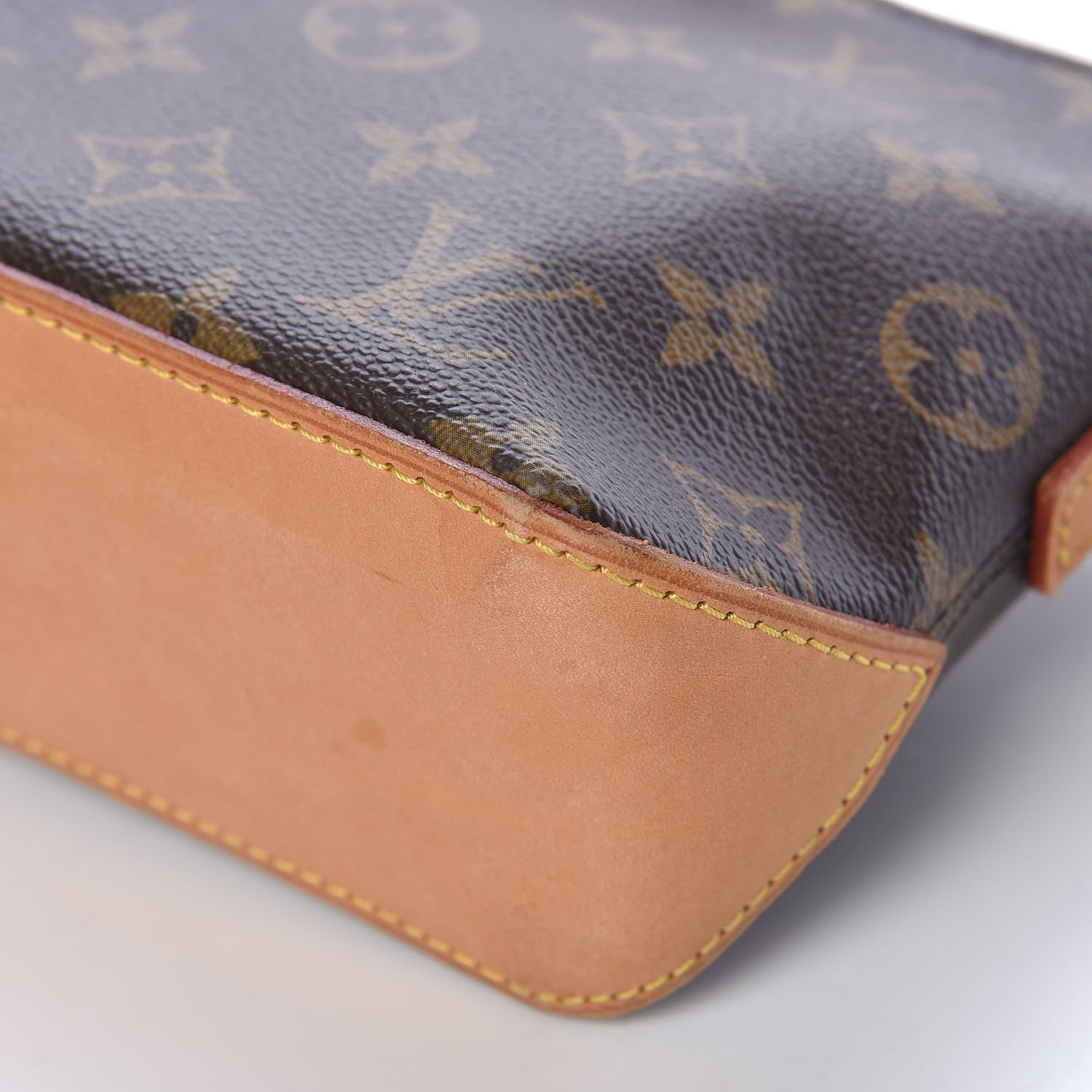 Louis Vuitton Monogram Trotteur 10 of 16