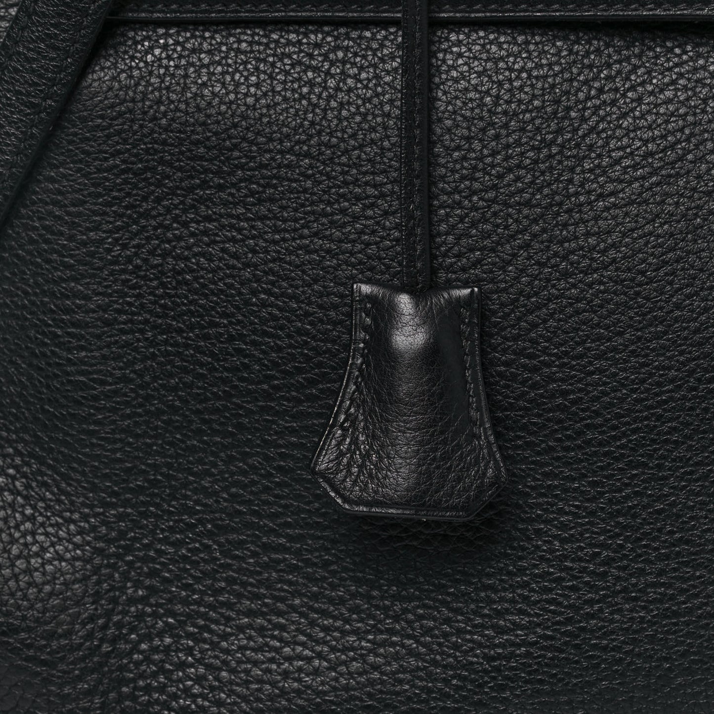 Taurillon Clemence Kelly Retourne 35 Black