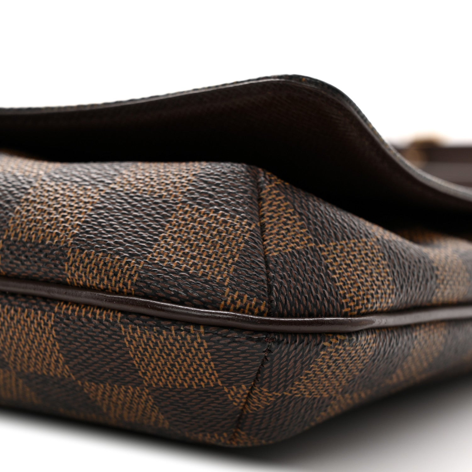 Louis Vuitton Damier Ebene Musette Tango 9 of 11