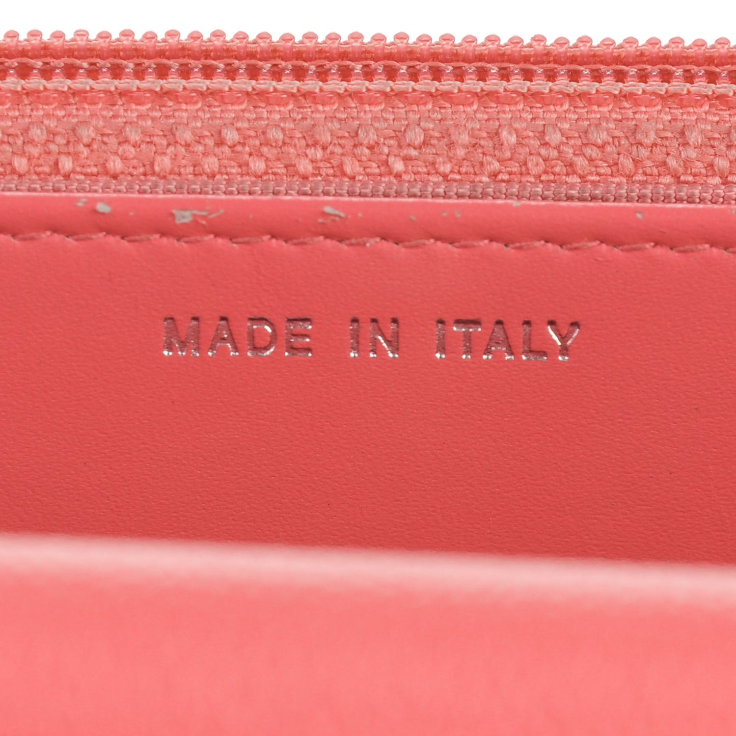 Caviar Chevron Wallet On Chain WOC Pink