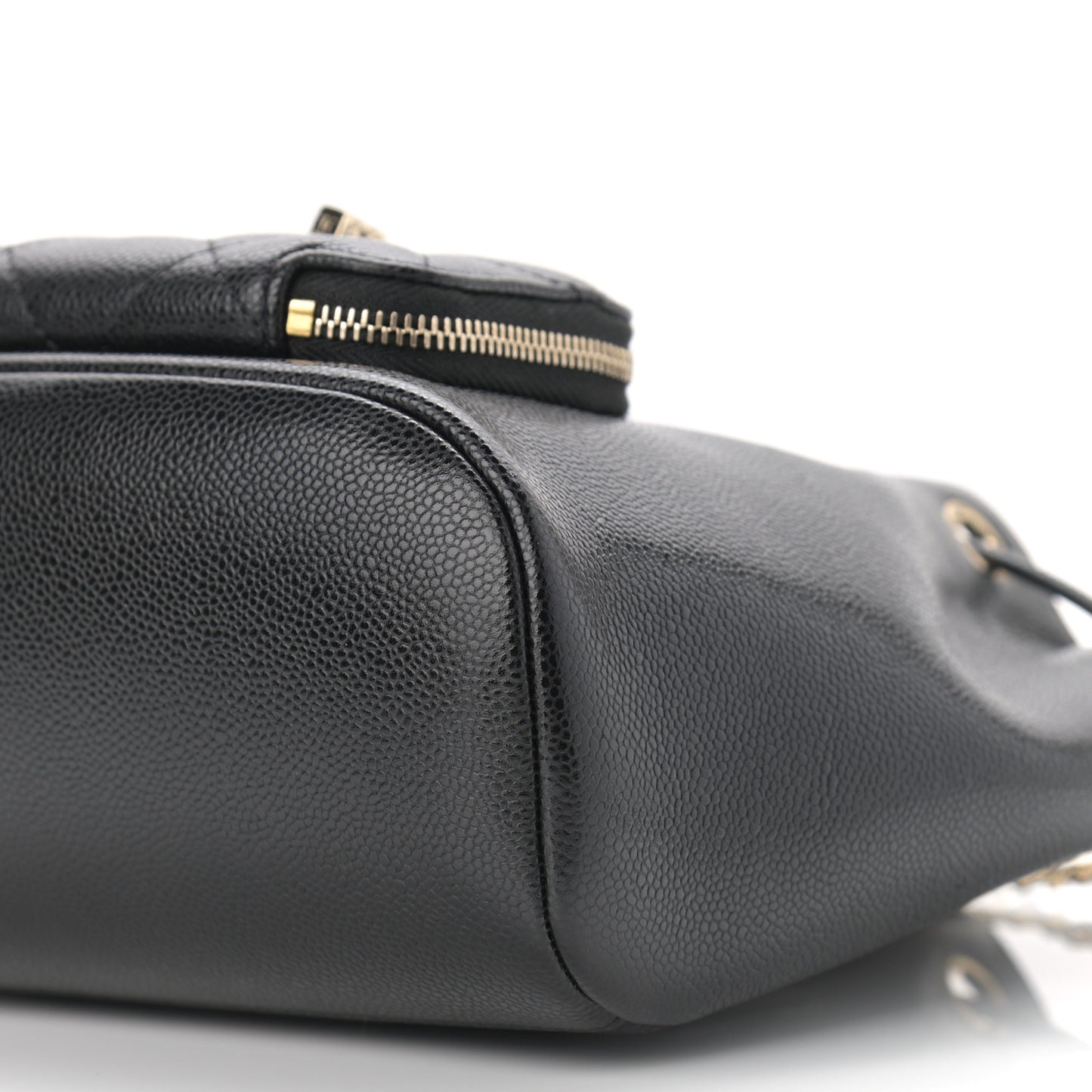 Caviar Quilted CC Pocket Bucket Bag Black