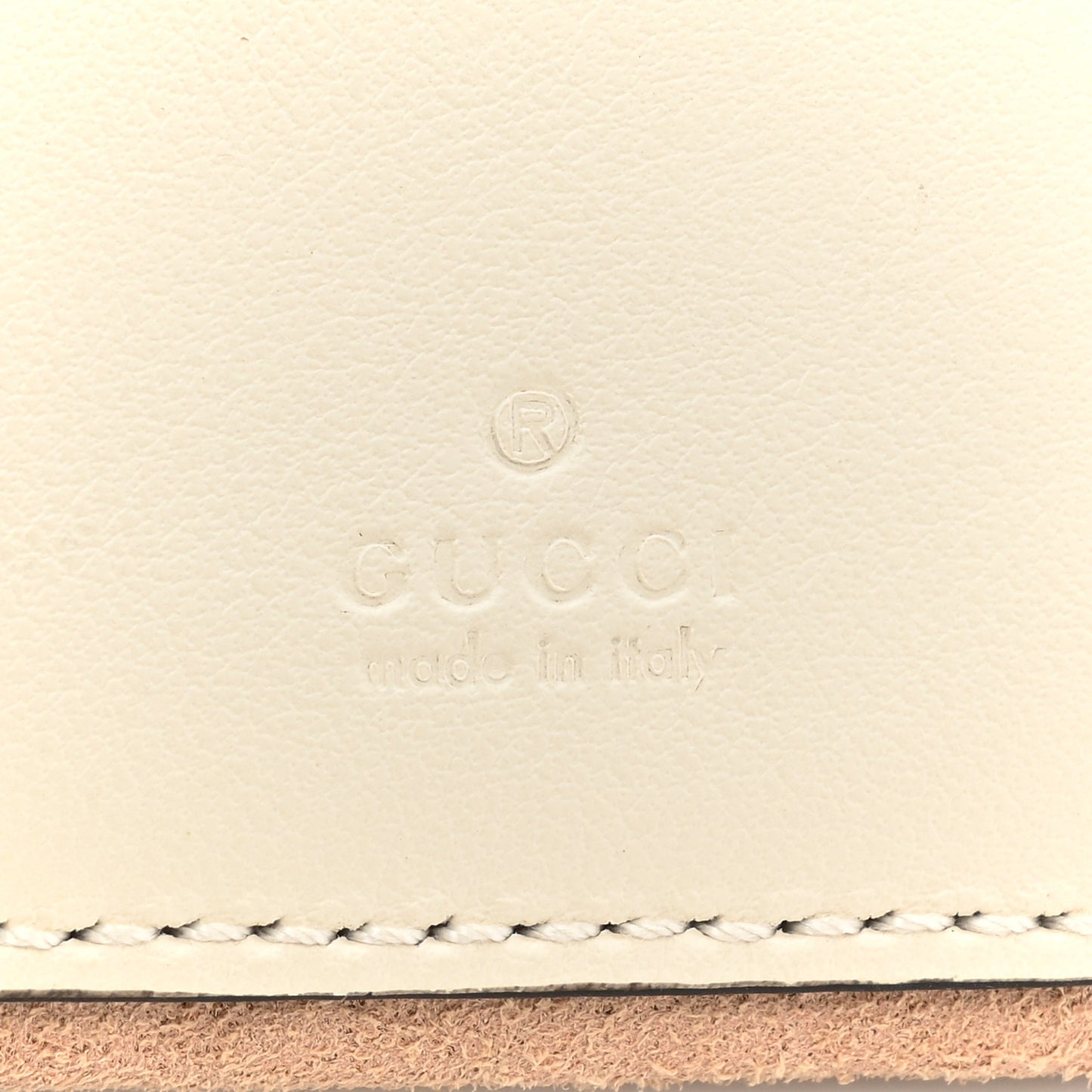 Calfskin Matelasse Mini GG Marmont 2.0 Bucket Bag White