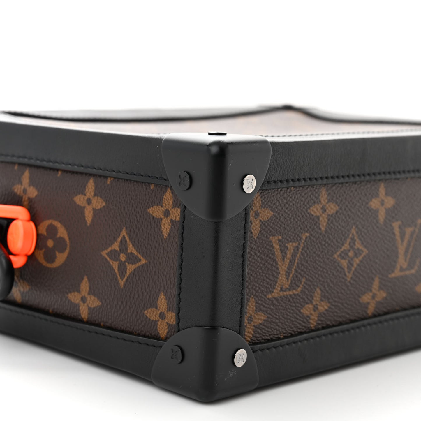 Monogram Solar Ray Soft Trunk