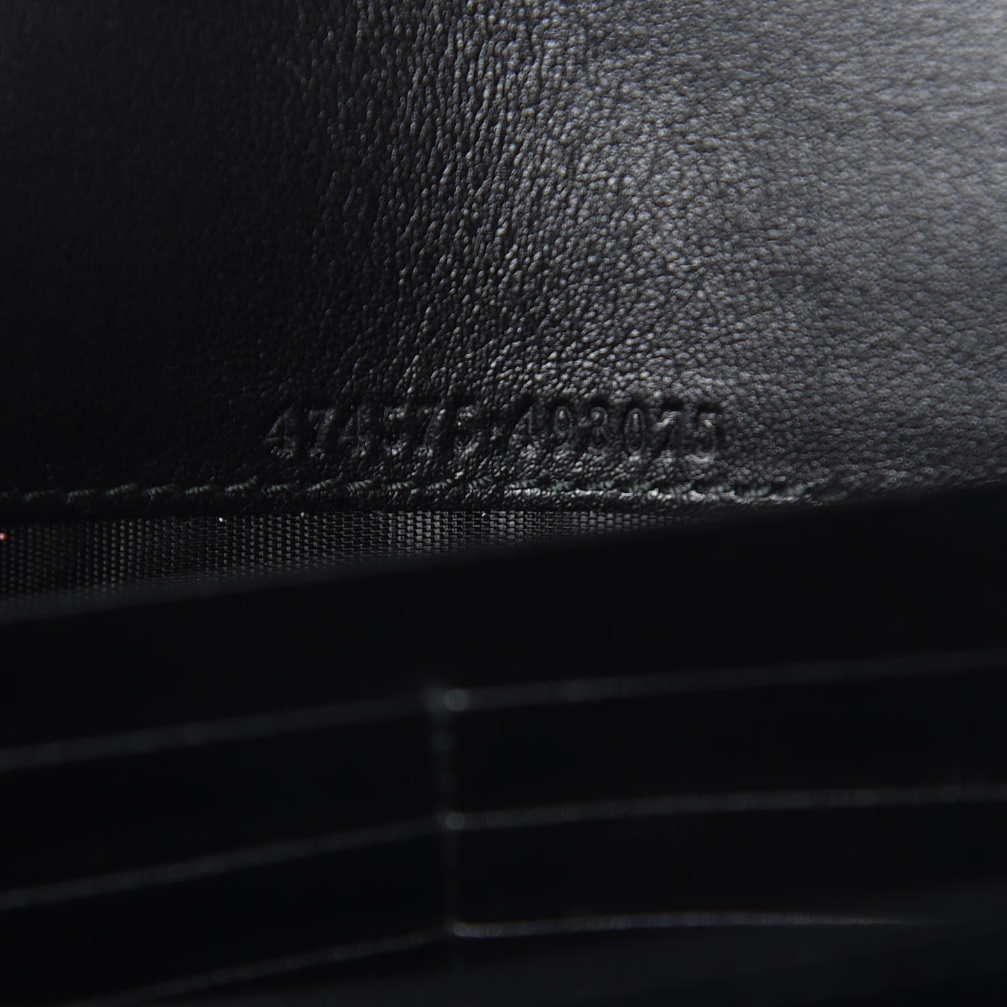Calfskin Matelasse GG Marmont Chain Wallet Black