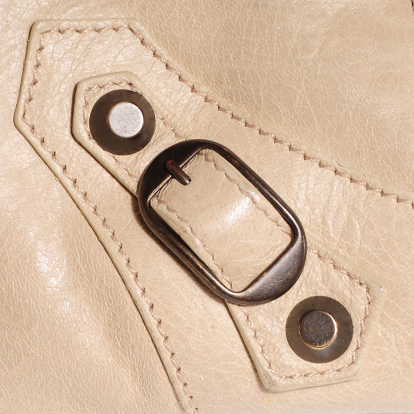 Agneau Classic Hardware City Praline