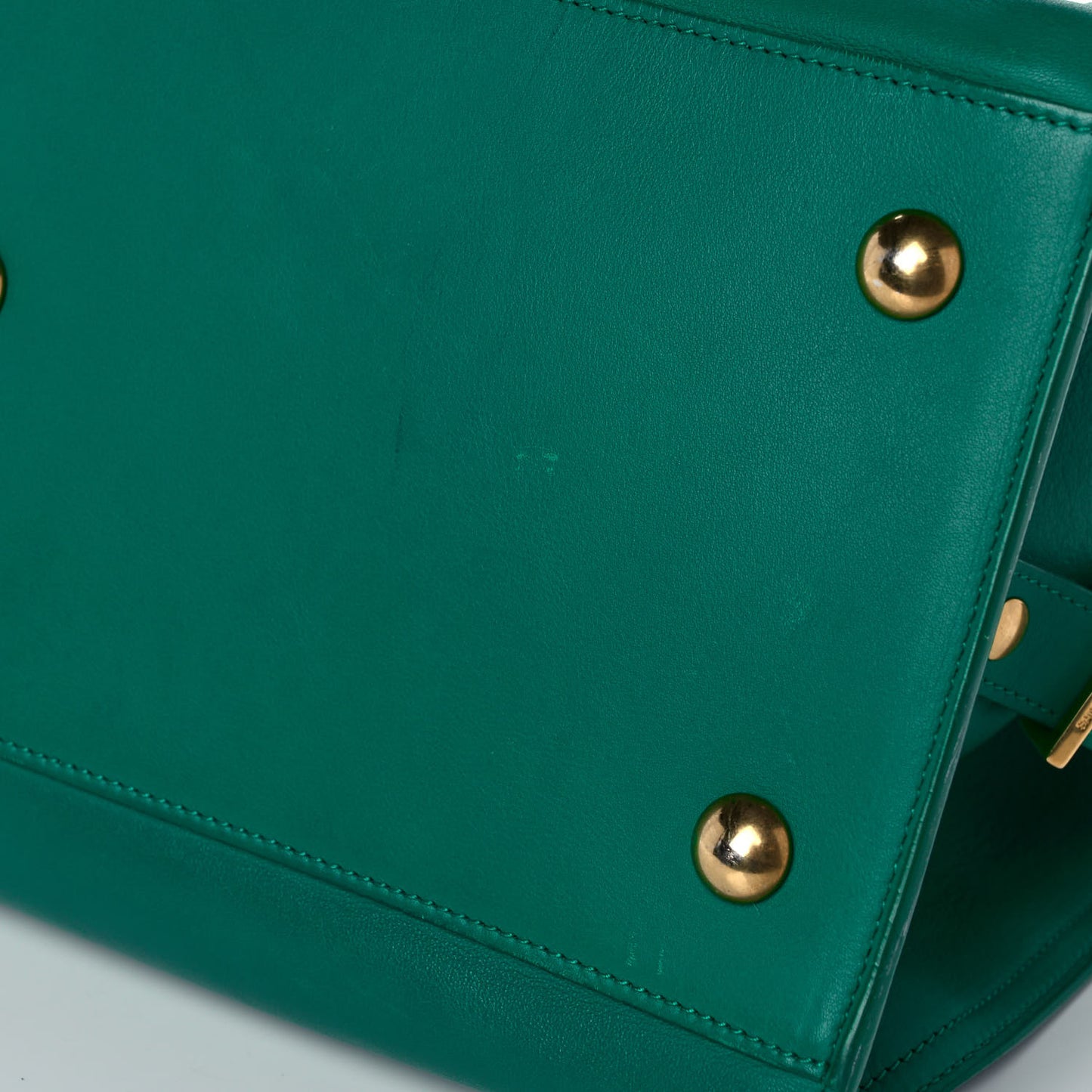 Calfskin Medium Classic Y Cabas Green