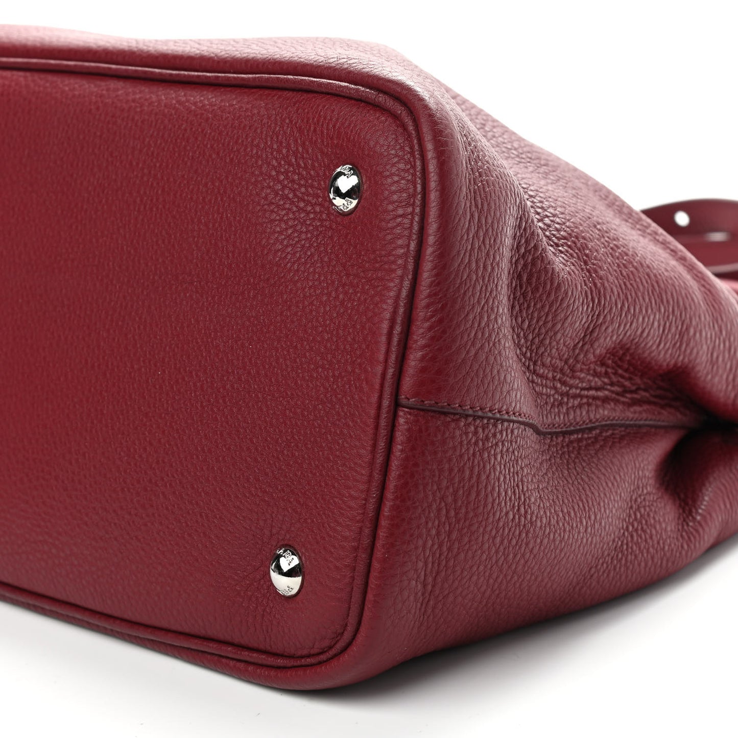 Vitello Daino Tote Cerise