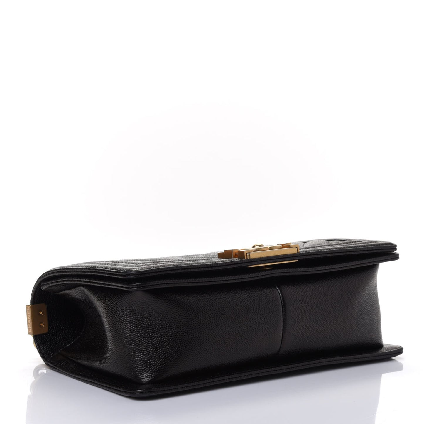 Caviar Chevron Quilted Medium Boy Flap Black