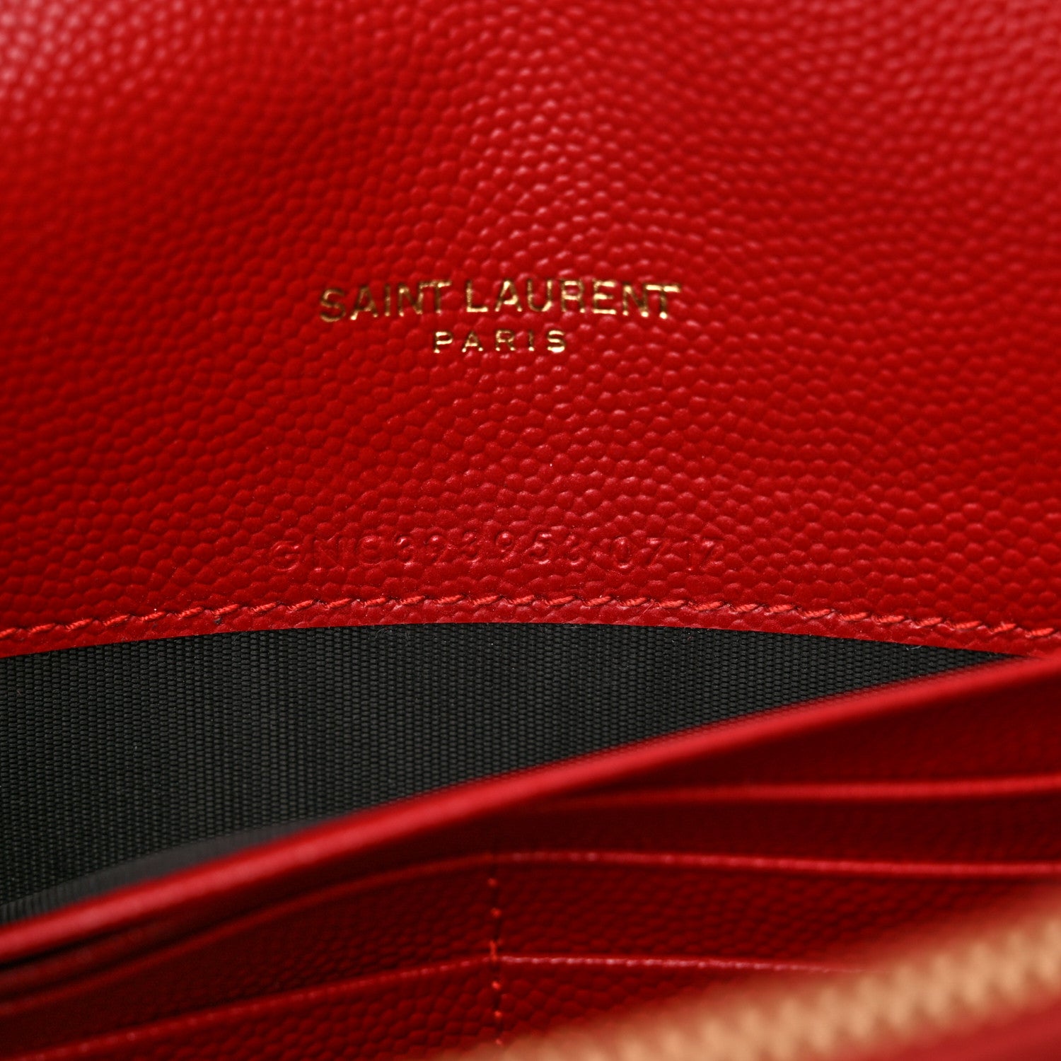 Saint Laurent Grain De Poudre Matelasse Chevron Monogram Envelope Chain Wallet  New Red 7 of 14