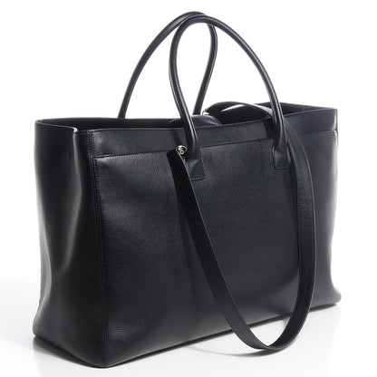 Chanel Calfskin XL Cerf Tote Black 3 of 7