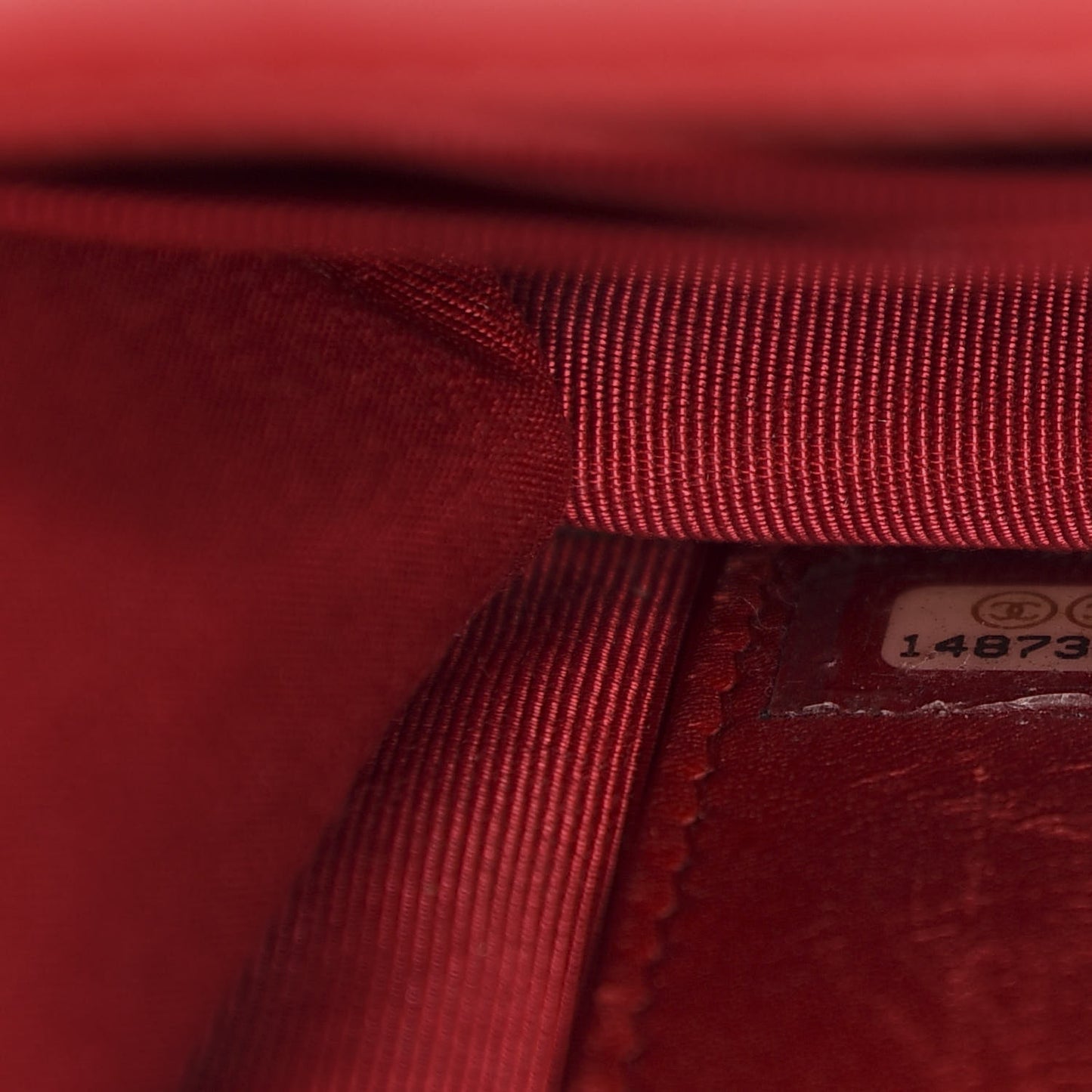 Patent Quilted Wallet On Chain WOC Red