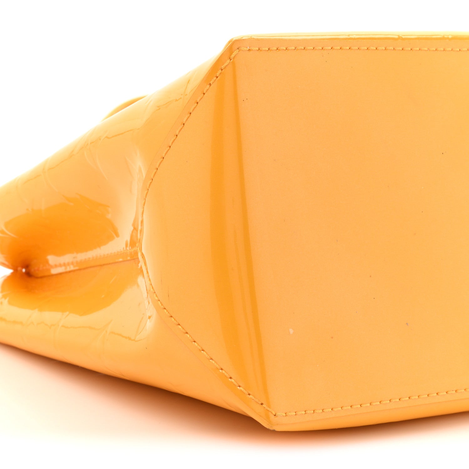 Louis Vuitton Vernis Wilshire PM Jaune Passion 9 of 18