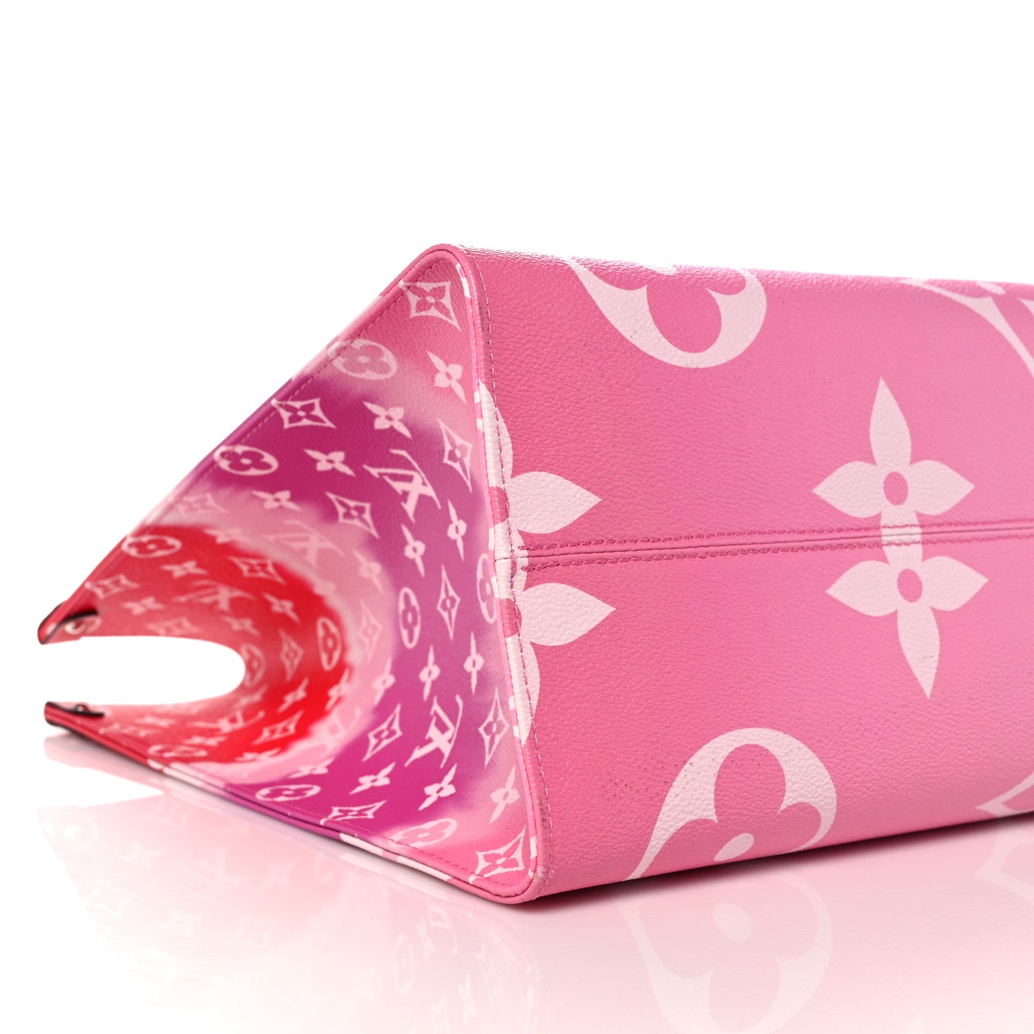 Louis Vuitton Monogram Escale Onthego GM Rouge 7 of 9