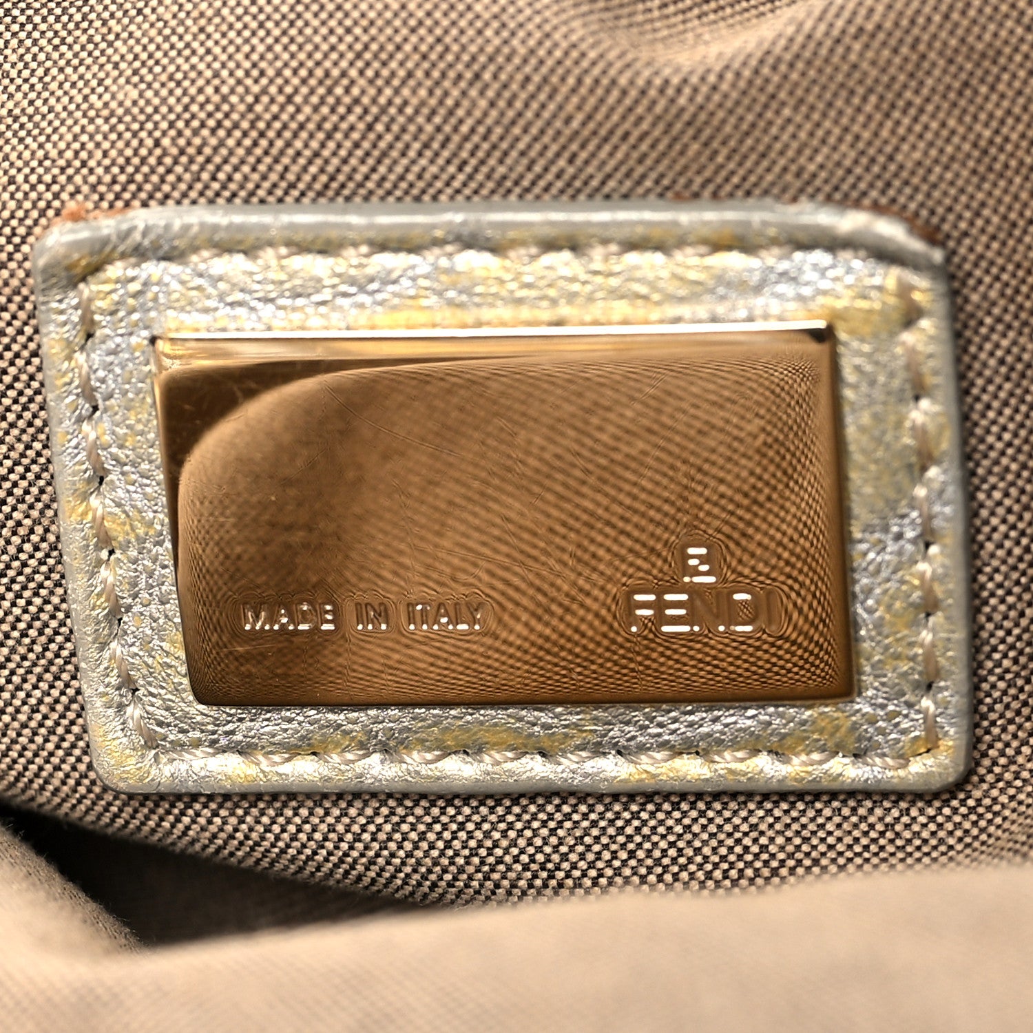Fendi Nappa Nuvolata Bimetal Spy Oro Argento 9 of 15