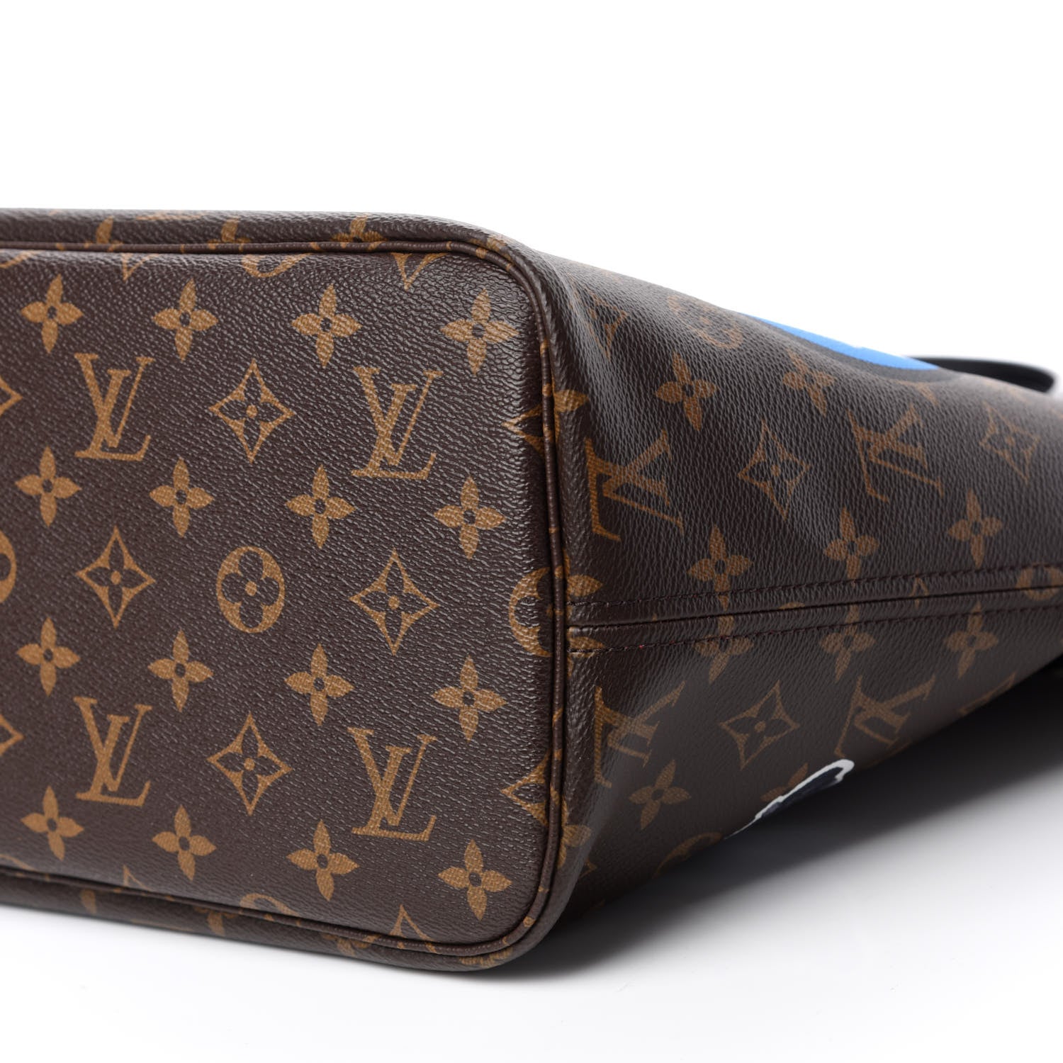 Louis Vuitton Monogram World Tour Neverfull MM 8 of 13