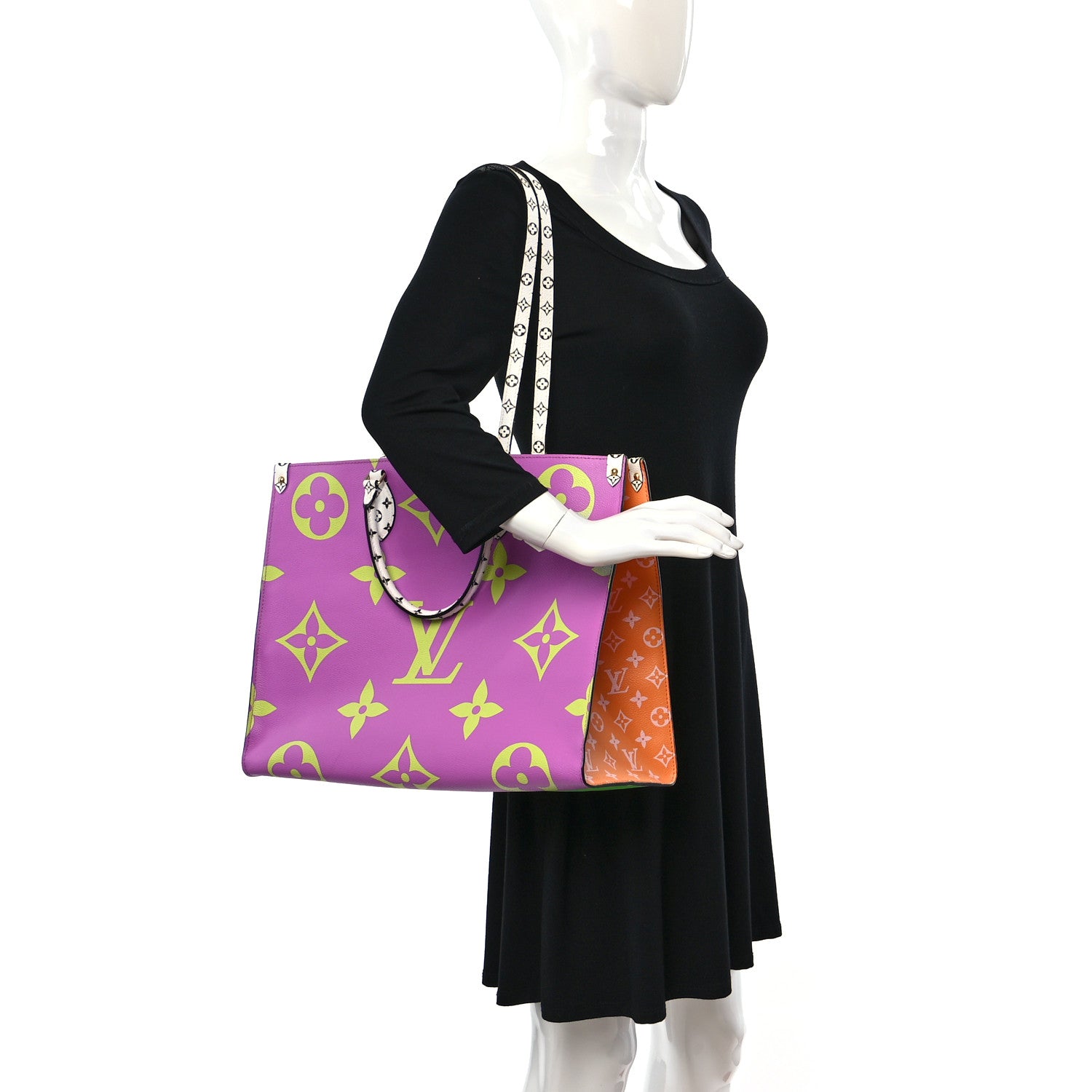 Louis Vuitton Monogram Giant Onthego GM Pink Lilac 3 of 12