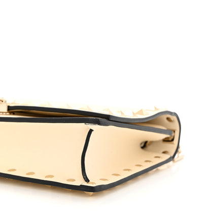 Valentino Garavani Vitello Rockstud Flip Lock Wallet On Chain Light Ivory 9 of 10