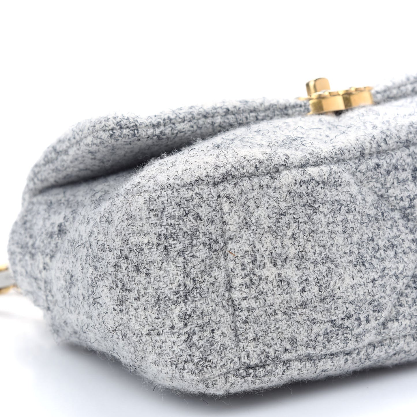 Tweed Quilted Medium Chanel 19 Flap Grey Ecru