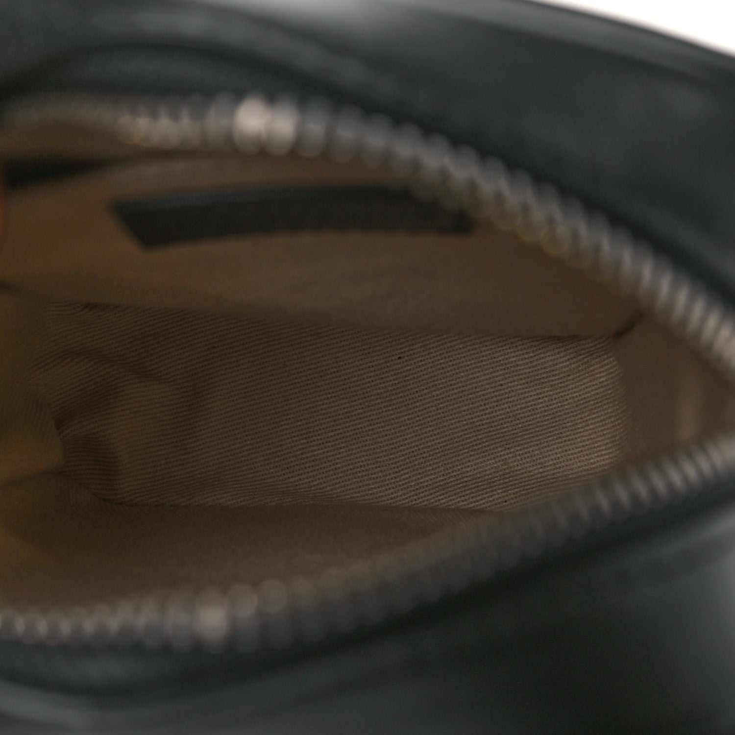 Jacquemus Smooth Calfskin Le Cuerda Vertical Black 5 of 9