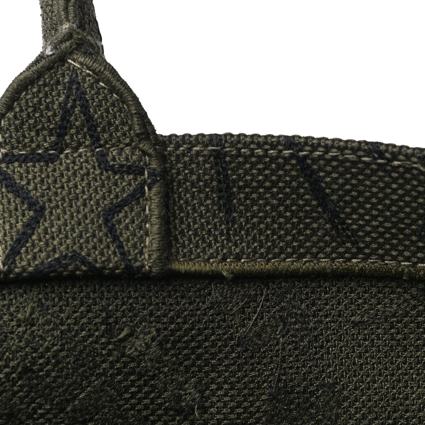 Canvas Embroidered Graffiti Book Tote Vert
