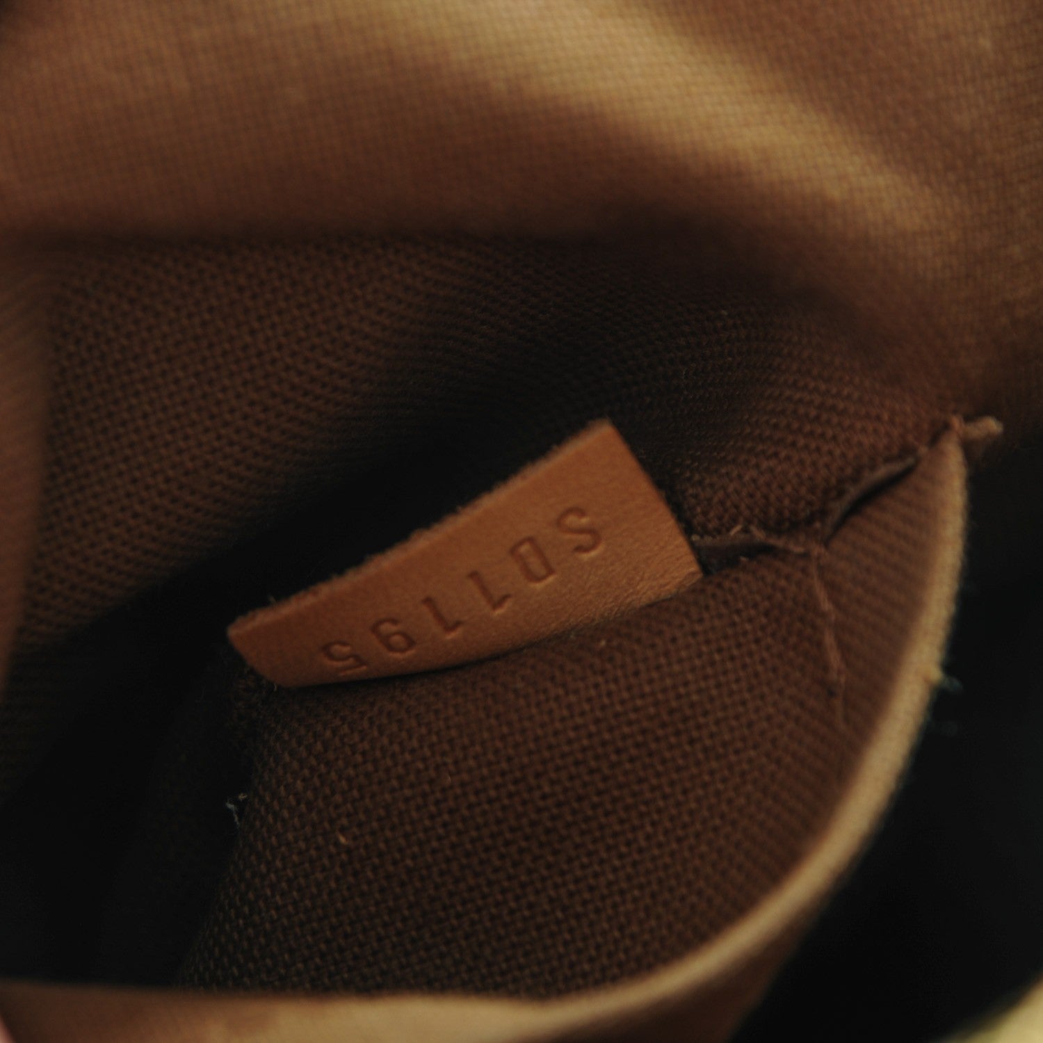 Louis Vuitton Monogram Tivoli PM 8 of 9