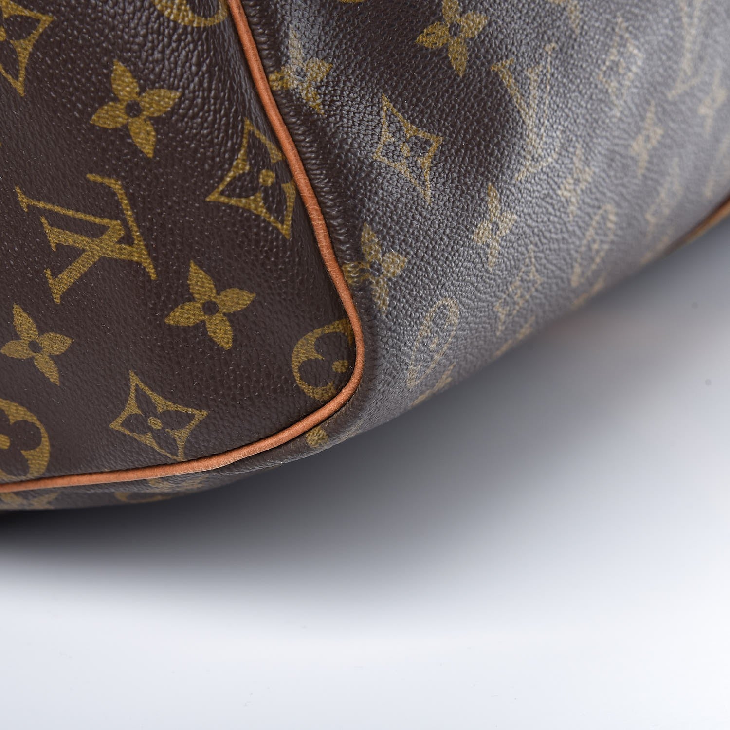 Louis Vuitton Monogram Keepall Bandouliere 60 9 of 20