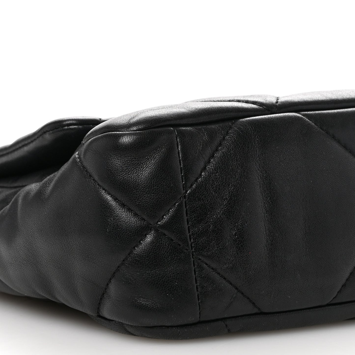 Lambskin Quilted Medium Chanel 19 Flap Black