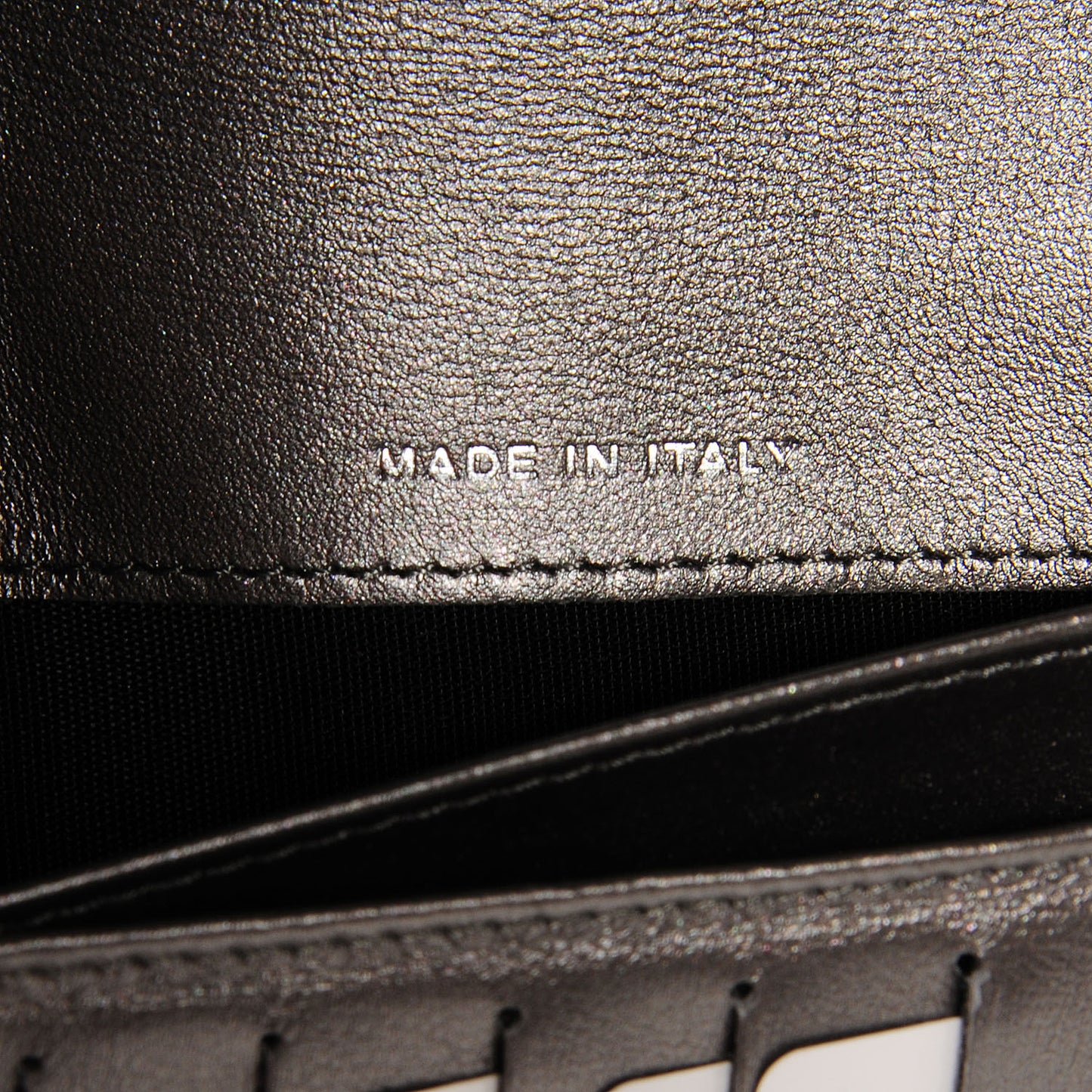 Caviar Yen Wallet Dark Silver