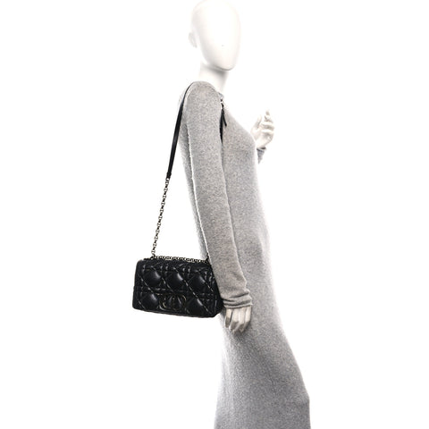 Calfskin Macrocannage Large Caro Bag Black