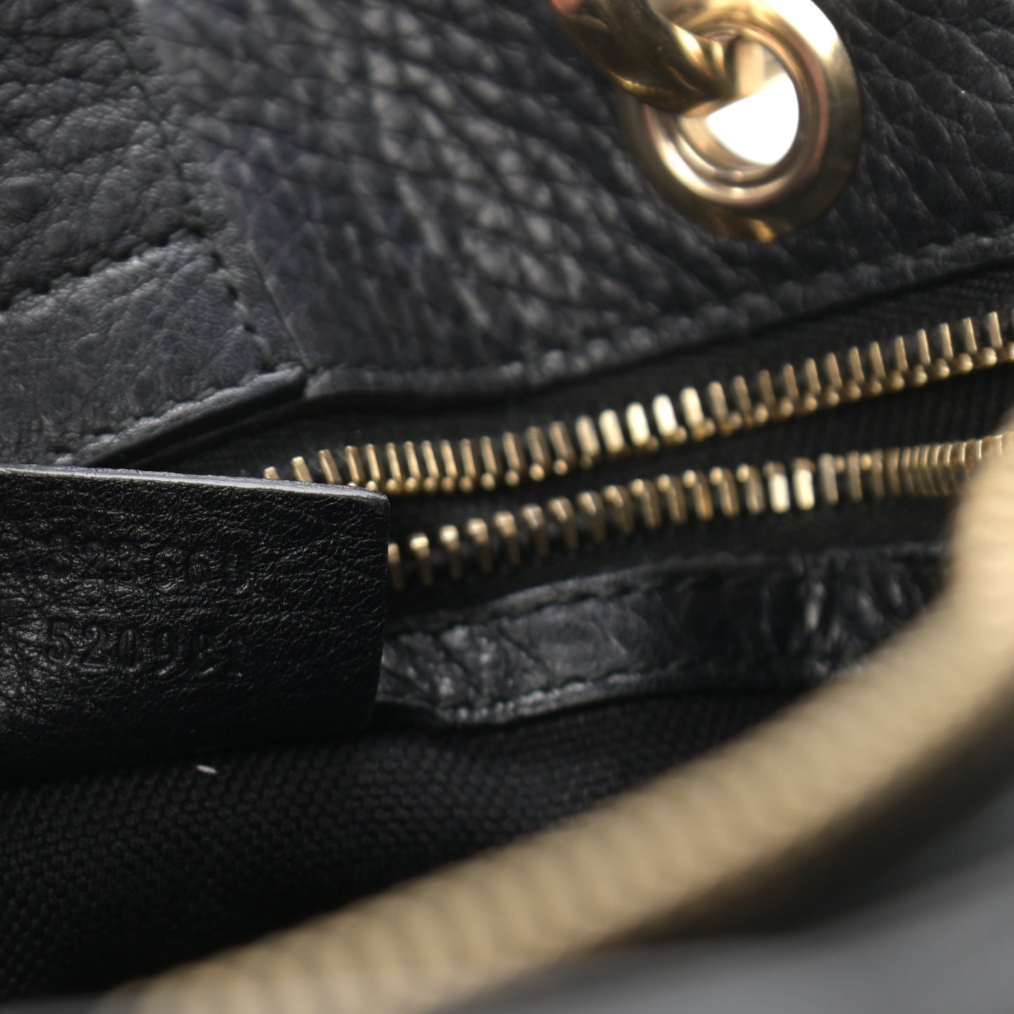 Pebbled Calfskin Medium Bamboo Shopper Tote Black