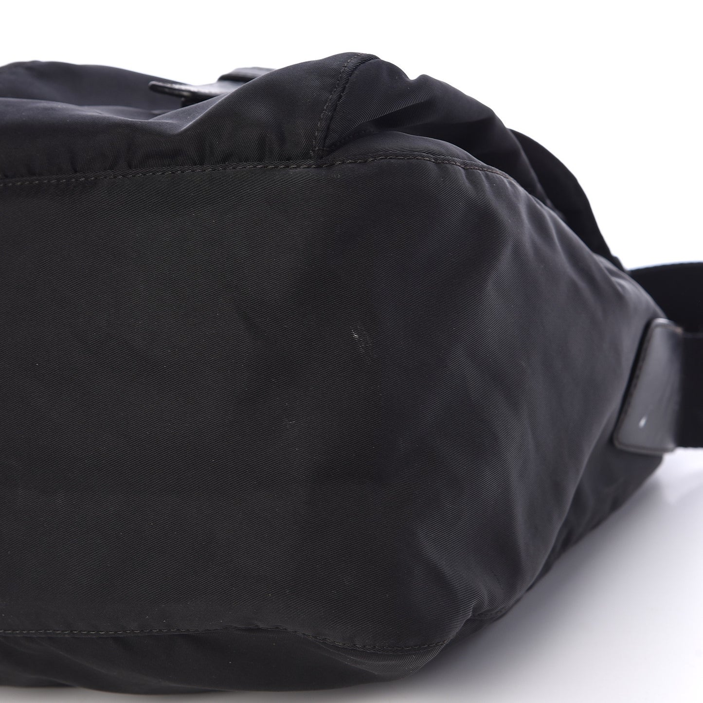 Nylon Vela Messenger Bag Black