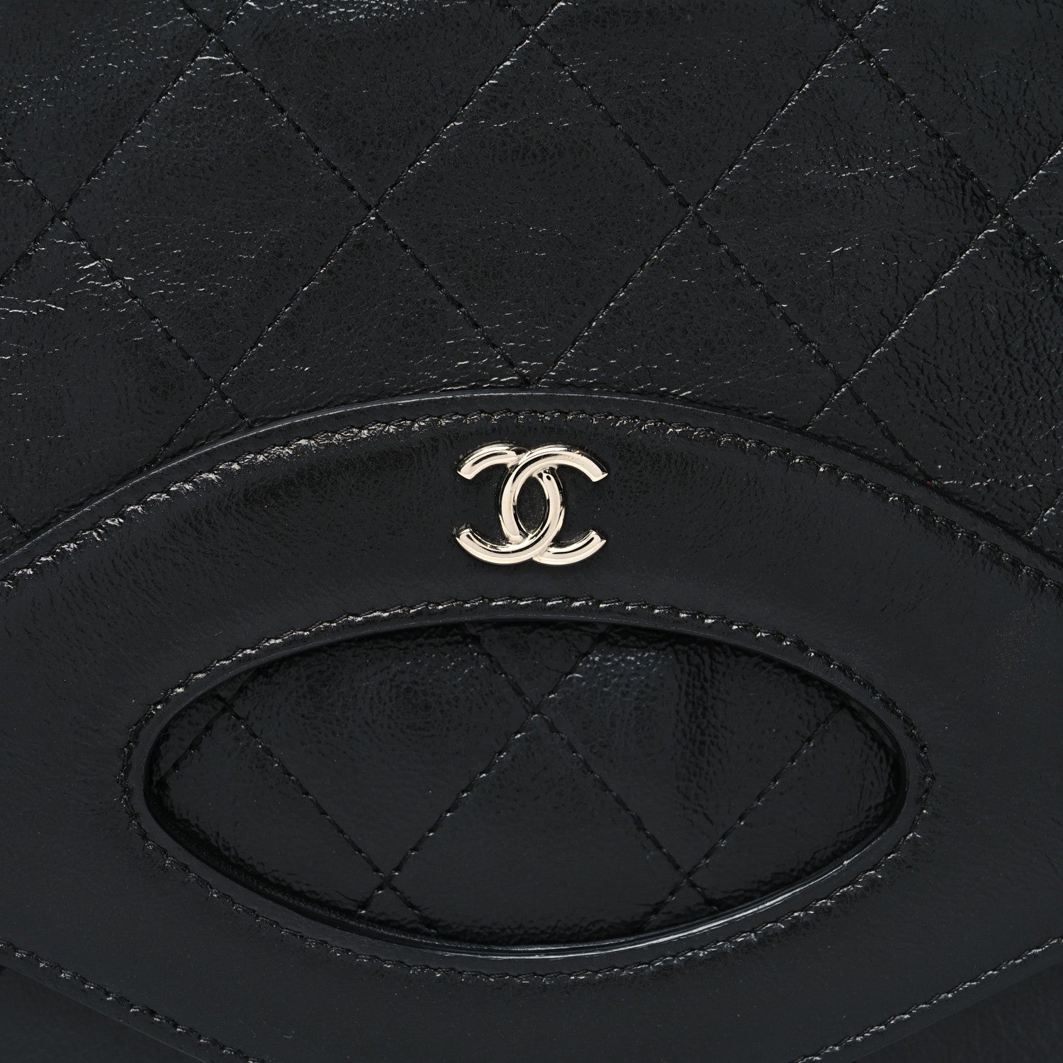 Chanel Shiny Crumpled Calfskin Large 31 Pouch Black 8 of 10