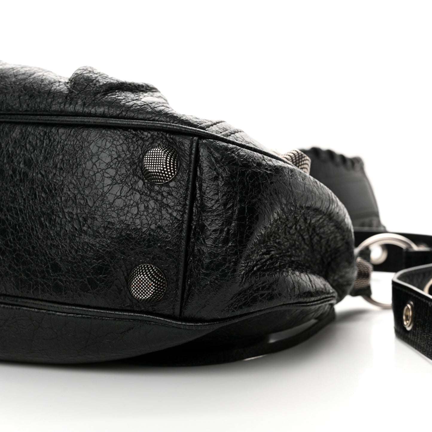 Agneau Arena Small Le Cagole Shoulder Bag Black