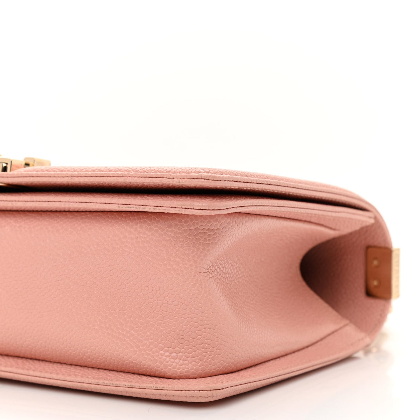 Caviar Quilted Medium Boy Flap Light Pink
