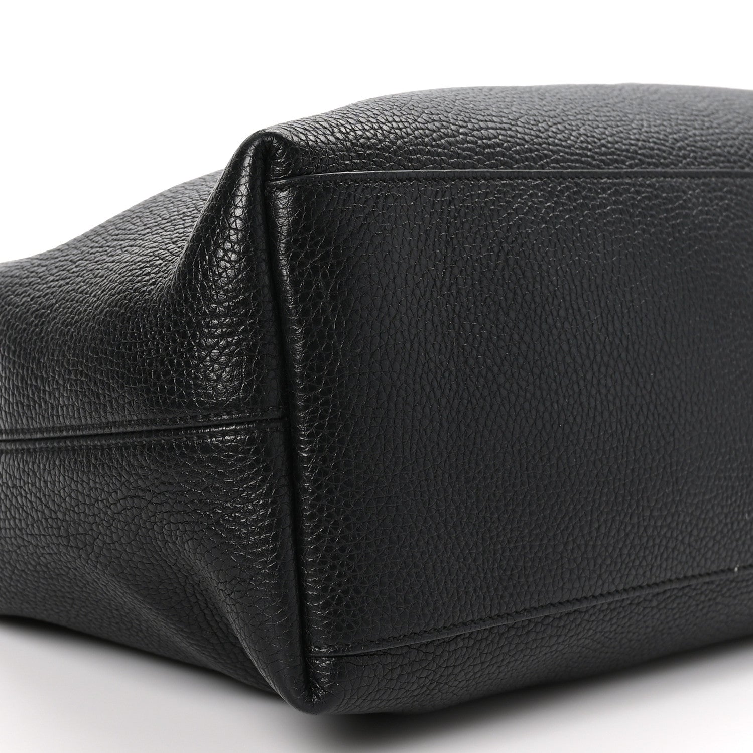 Gucci Pebbled Calfskin Medium Soho Chain Shoulder Bag Black 9 of 10