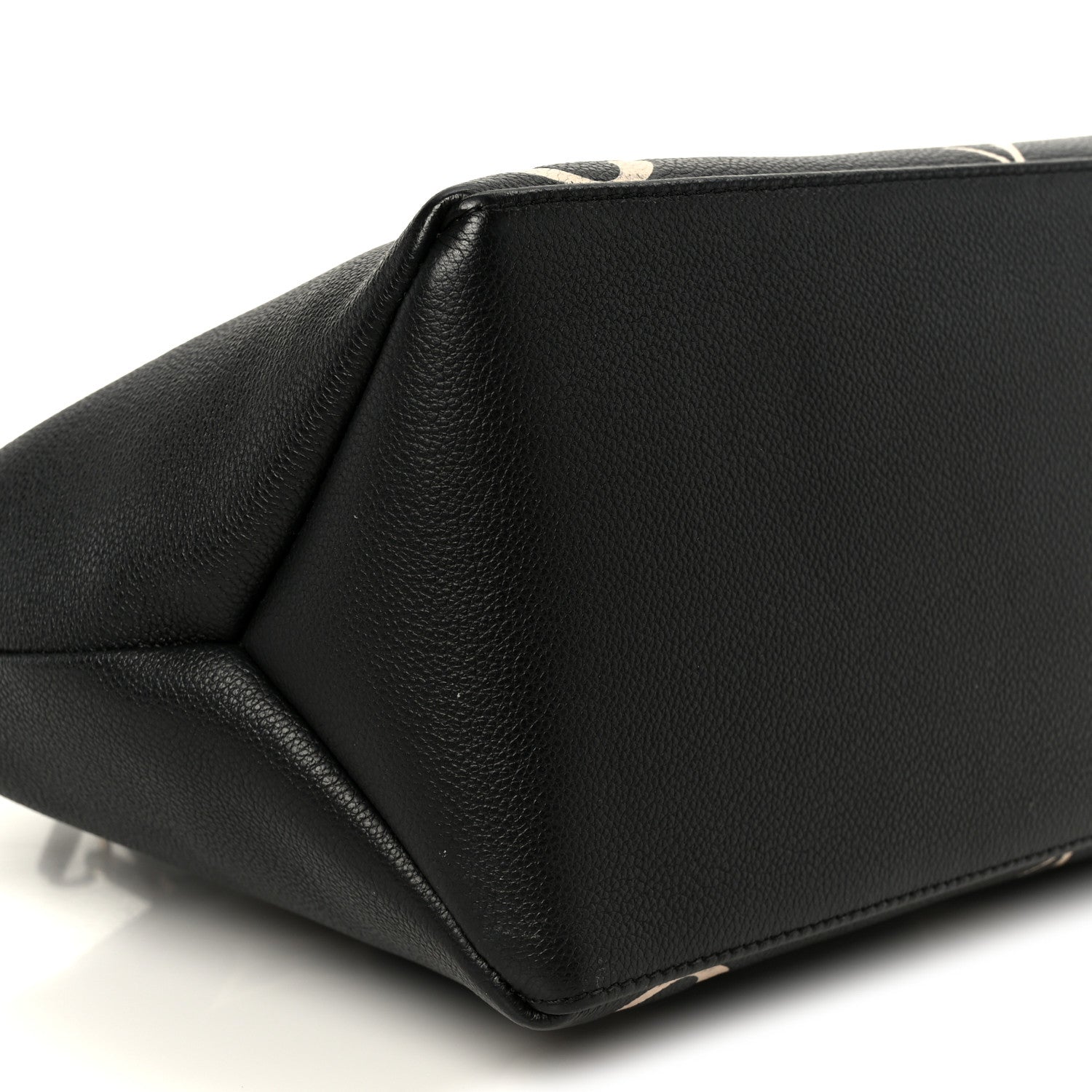 Louis Vuitton Empreinte Monogram Giant Grand Palais Black Beige 9 of 10
