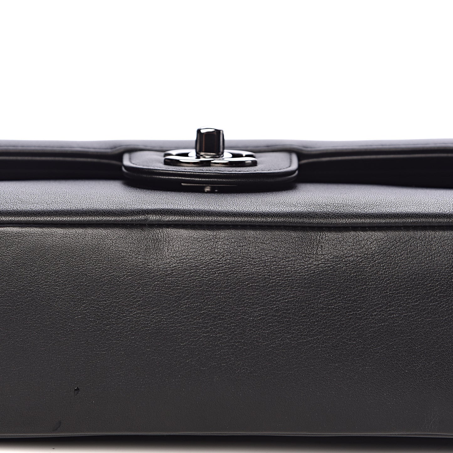 Calfskin Medium Classic Pure Double Flap Black