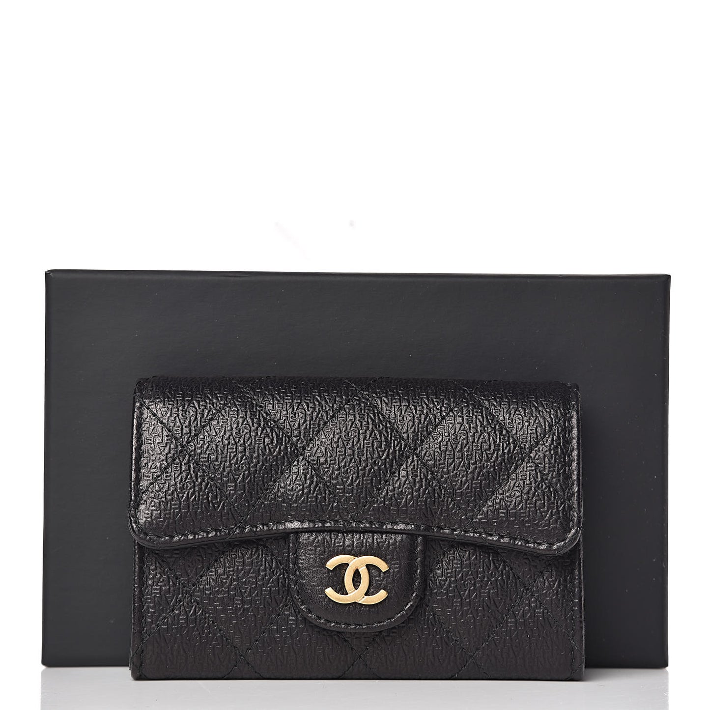 Logo Calfskin Embossed Quilted Flap Card Holder Black