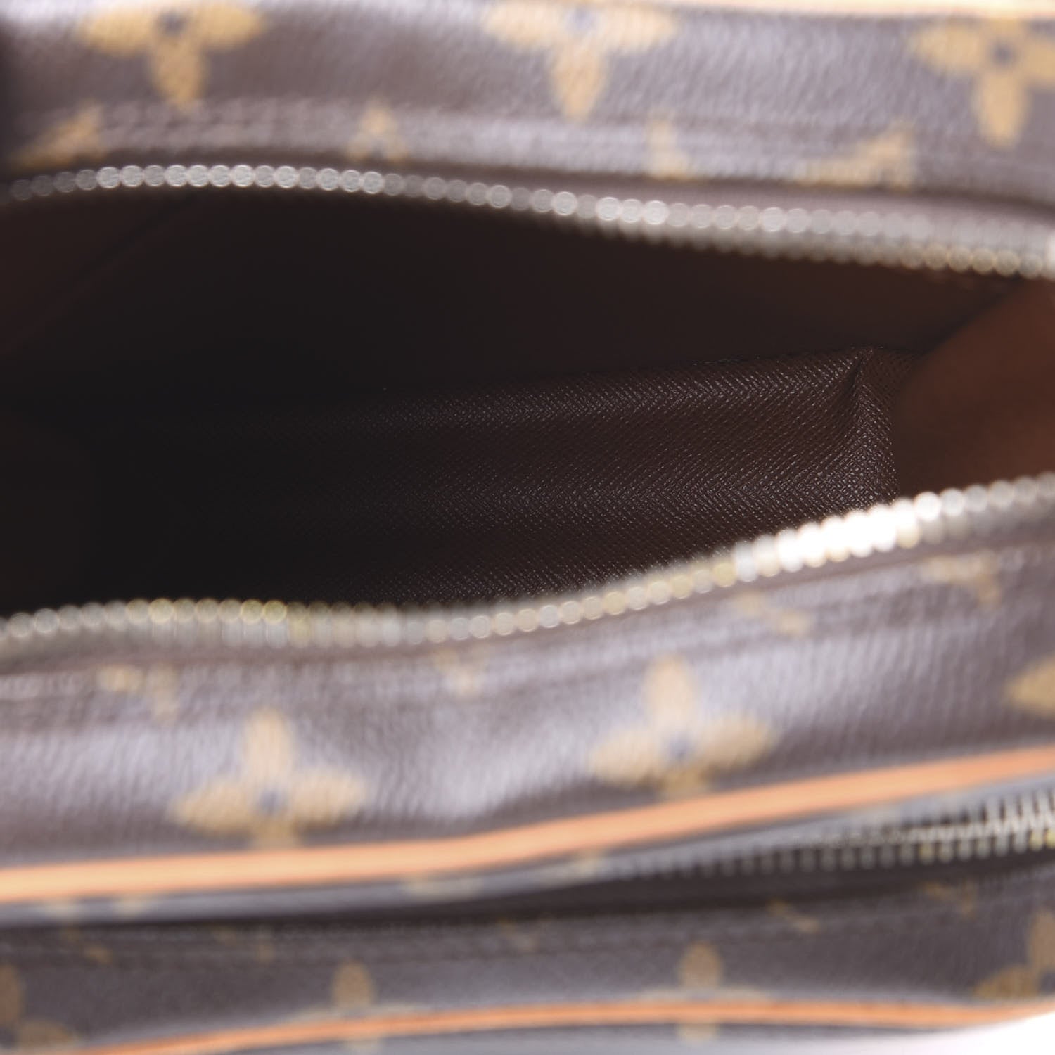 Louis Vuitton Monogram Amazone 4 of 8