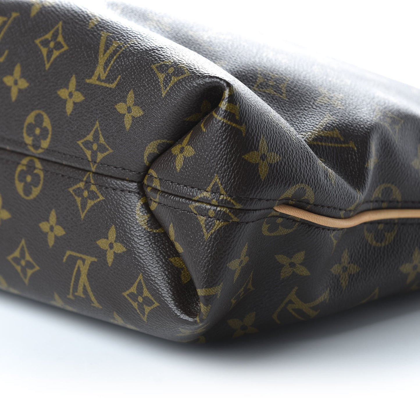 Monogram Sully PM