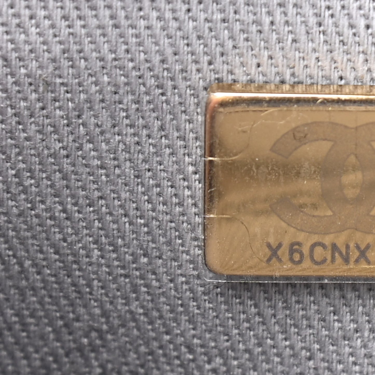 Caviar Quilted Medium Business Affinity Flap Grey