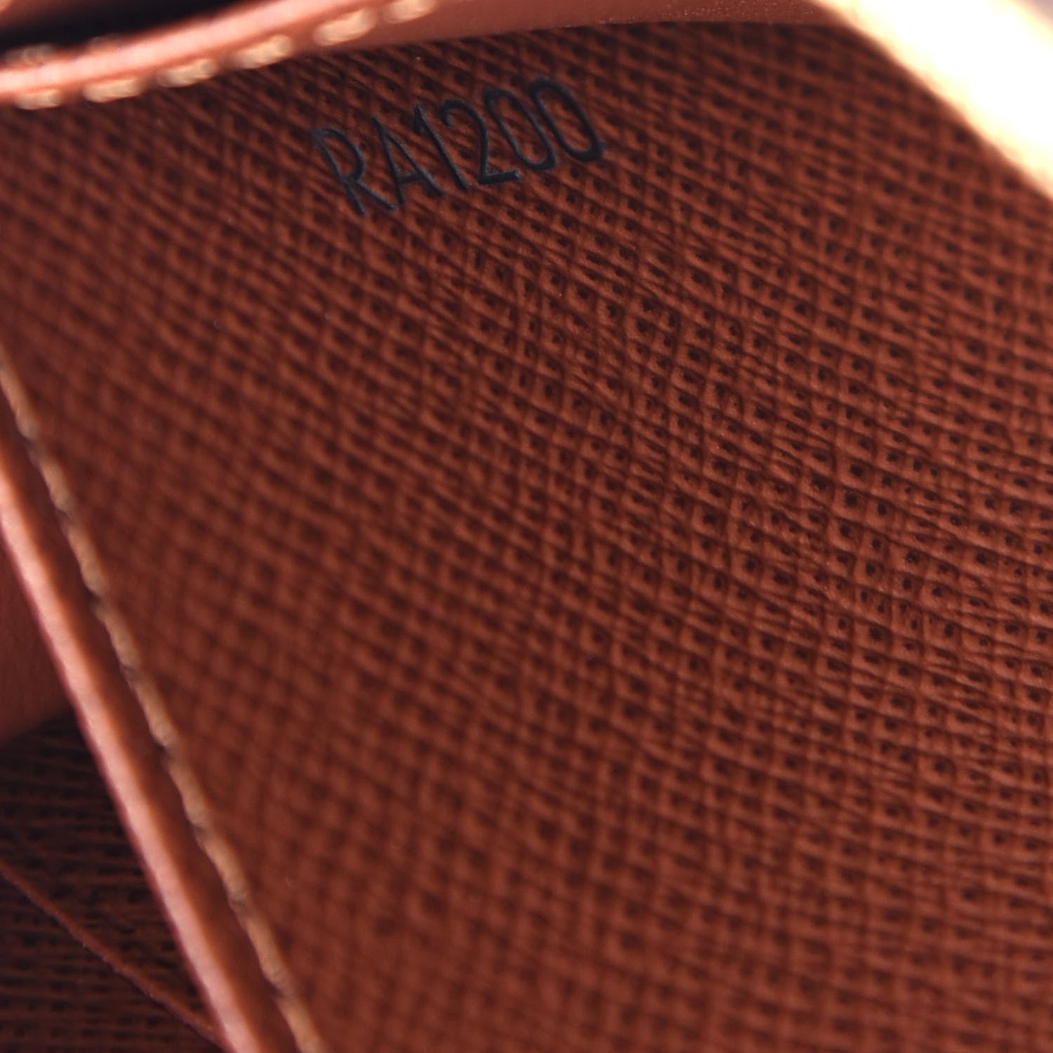 Louis Vuitton Monogram Zippy Coin Purse 7 of 8