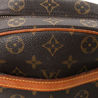 Louis Vuitton Monogram Blois 13 of 13