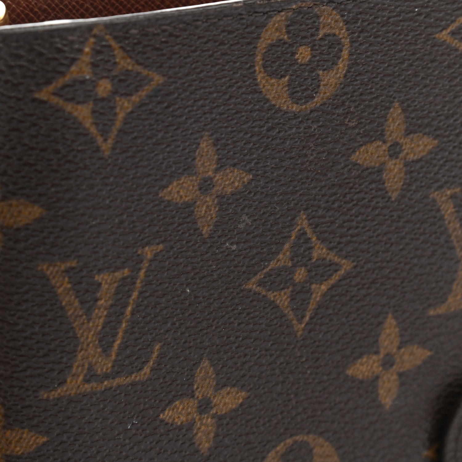Louis Vuitton Monogram Medium Ring Agenda Cover 12 of 12