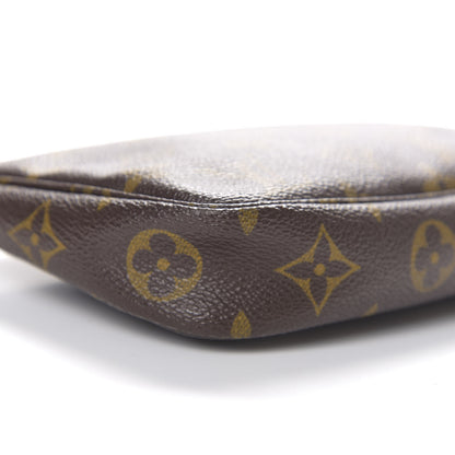 Louis Vuitton Monogram Pochette Accessories 5 of 9