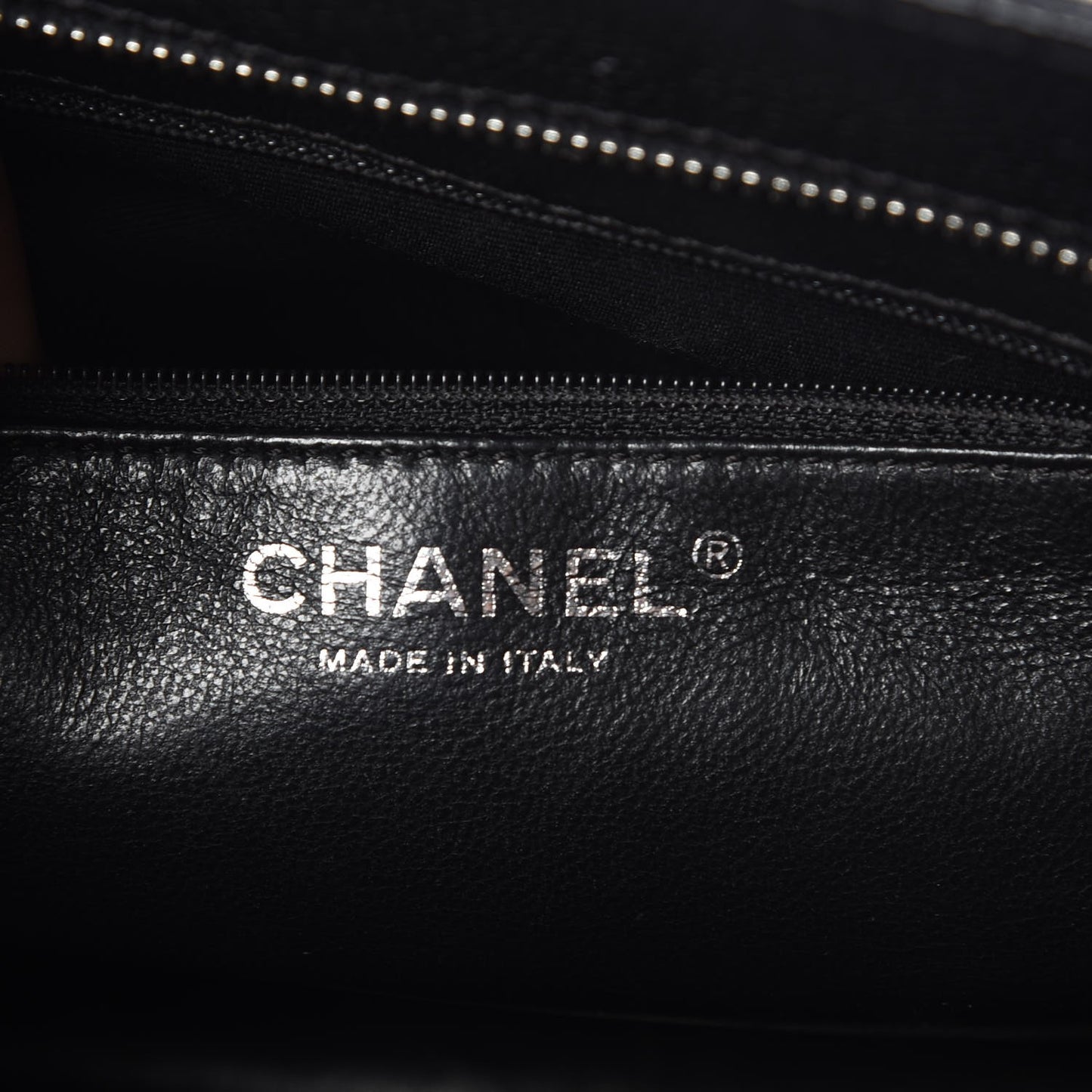 Caviar Quilted Medallion Tote Black