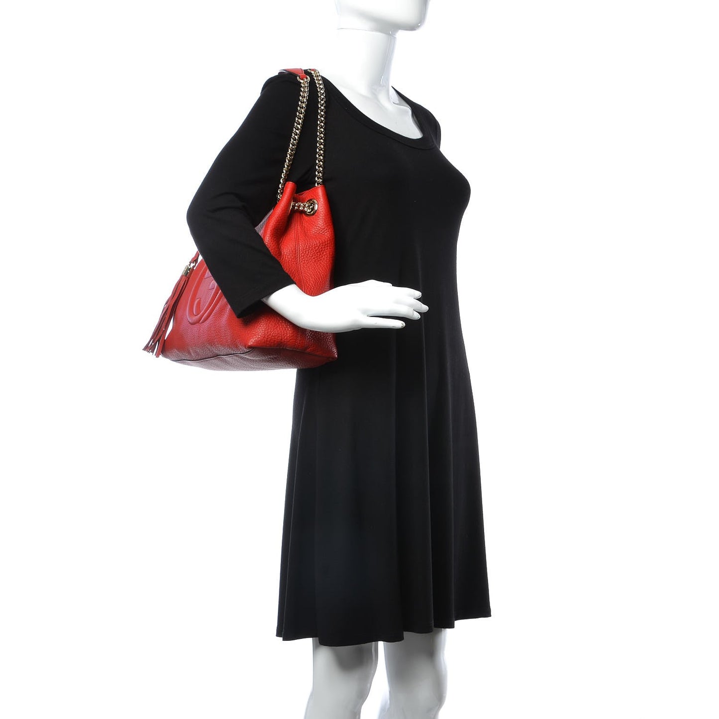Pebbled Calfskin Medium Soho Chain Shoulder Bag Tabasco Red