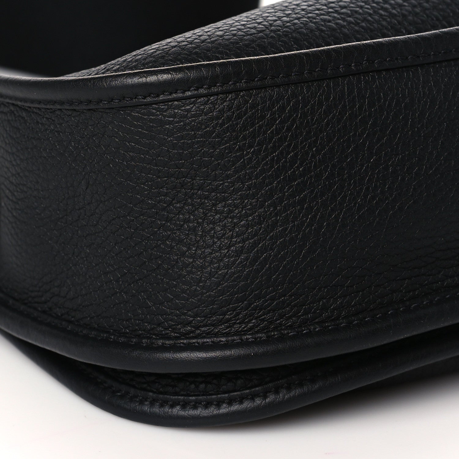 Hermes Taurillon Clemence Evelyne III PM Black 8 of 9