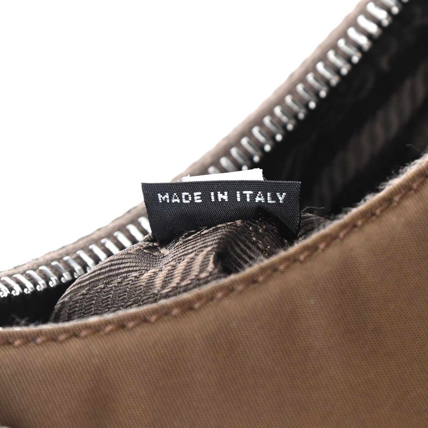 Tessuto Nylon Saffiano Re-Edition 2005 Shoulder Bag Cacao